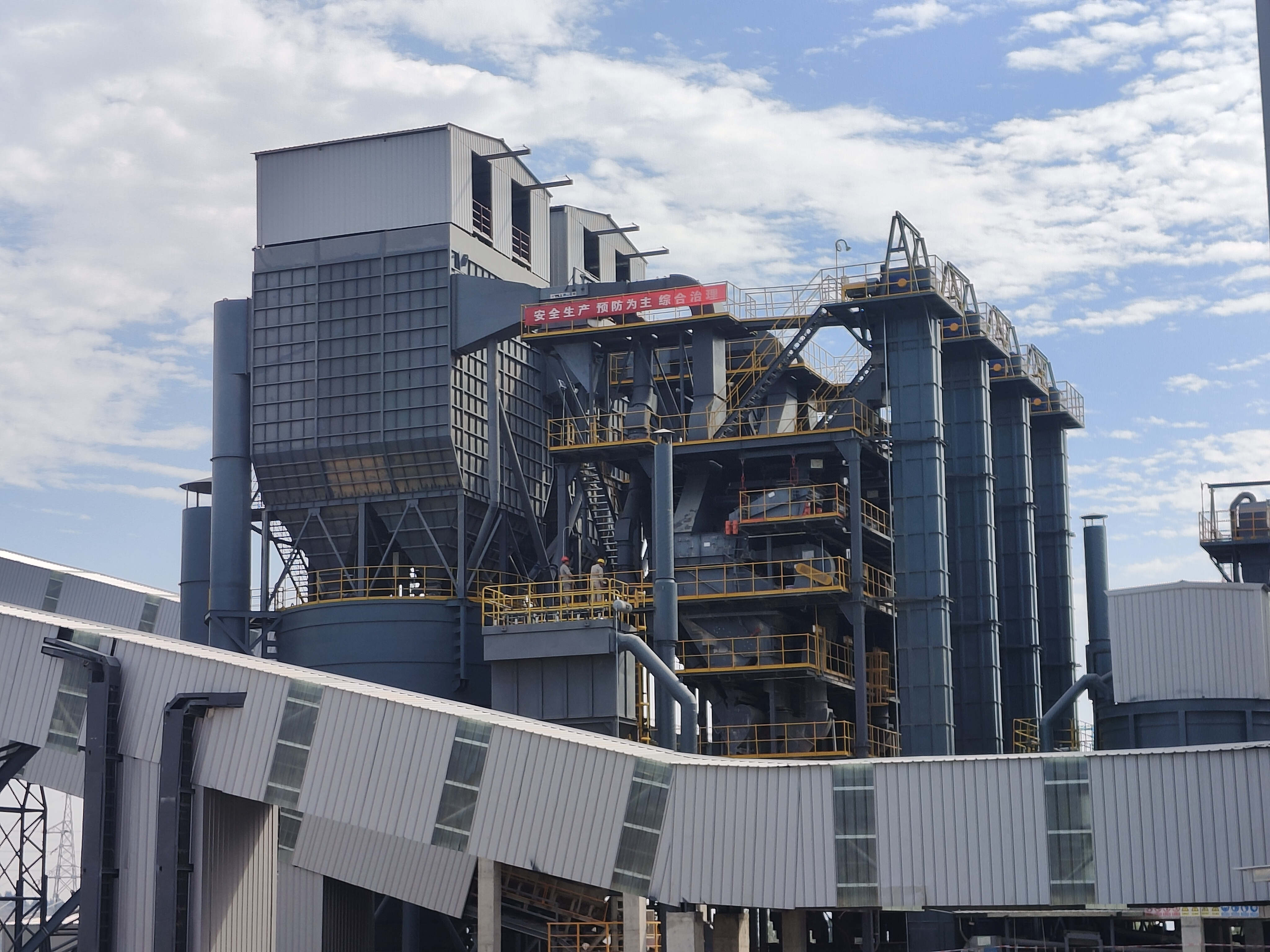 怎樣提高制砂樓的產(chǎn)量，打造合理高效的機(jī)制砂生產(chǎn)線？